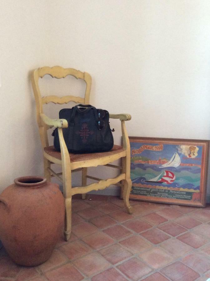Le Mas Amore Bed & Breakfast Gassin Eksteriør bilde