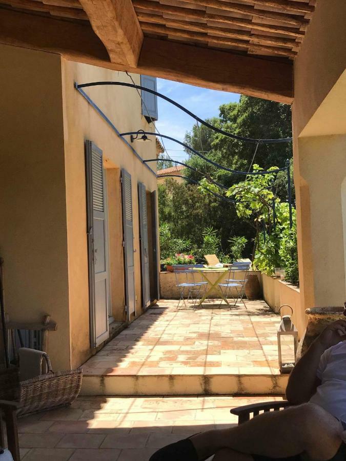 Le Mas Amore Bed & Breakfast Gassin Eksteriør bilde